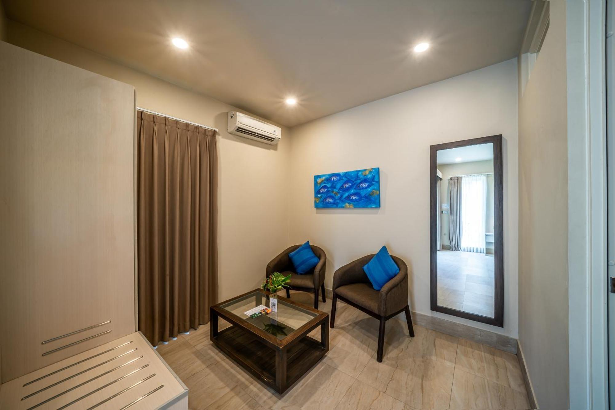 Hotel The Lovina Chambre photo